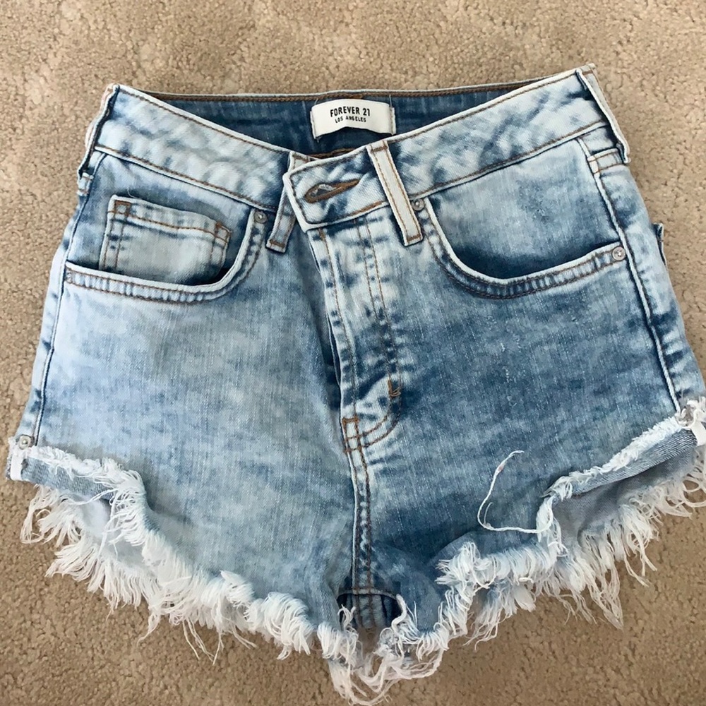 Forever 21 Jean Shorts Size 24